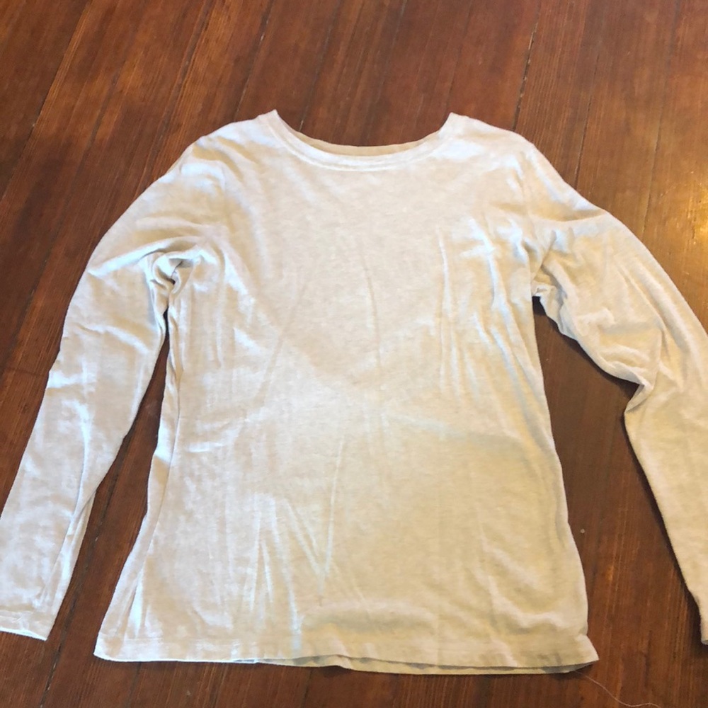 Mossimo long sleeved shirt